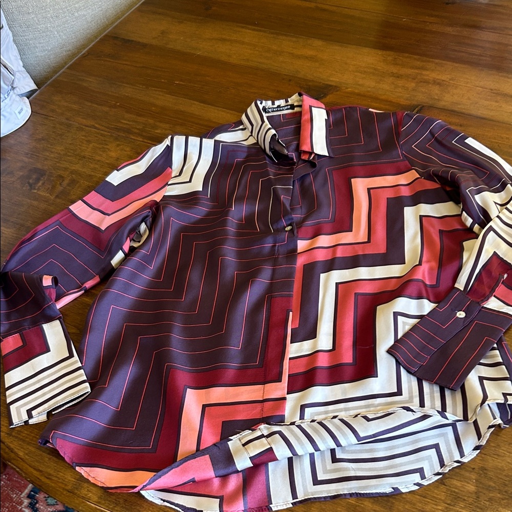 Elegant Geometric Button Down Shirt